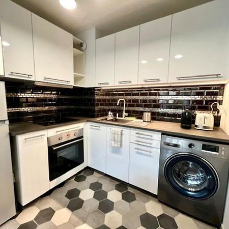 Appartement En Centre-Ville Bussy-Saint-Georges Exterior foto